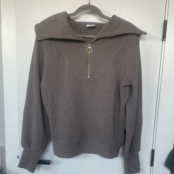 Varley Grey Ribbed Sweater - Picture 2 of 4